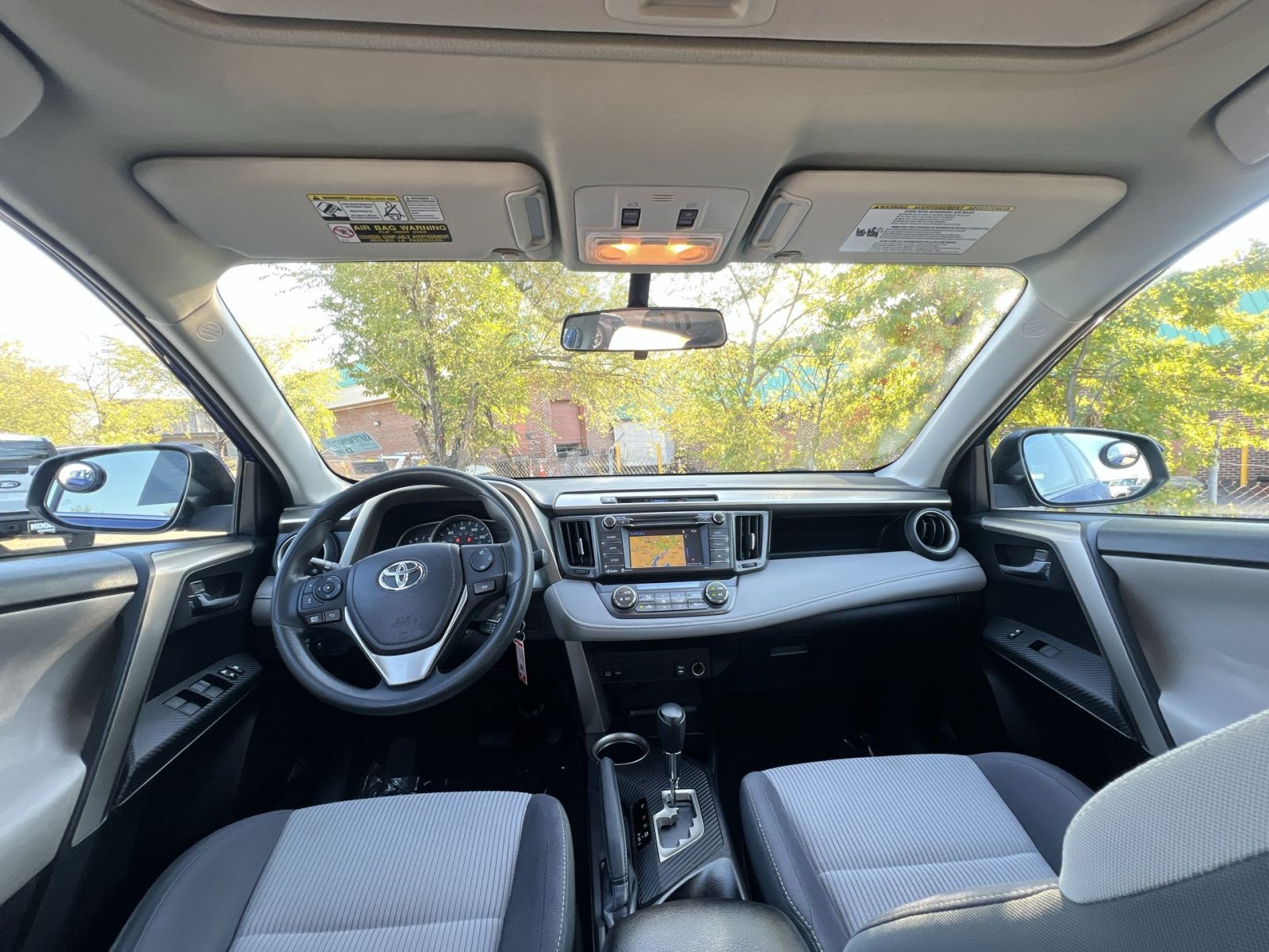 Used 2015 Toyota RAV4 XLE AWD/4WD image 23