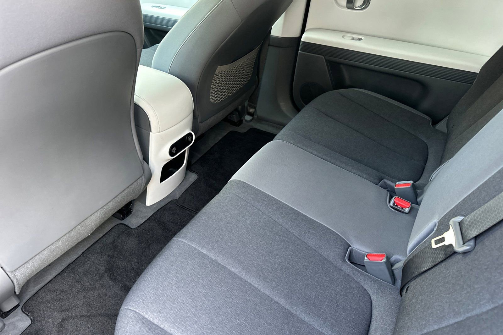 Certified 2024 Hyundai Ioniq 5 SEL RWD image 13
