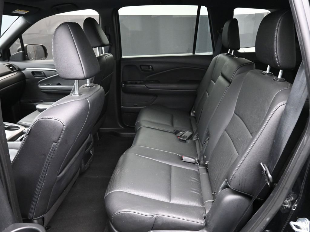 Used 2023 Honda Passport EX-L image 12
