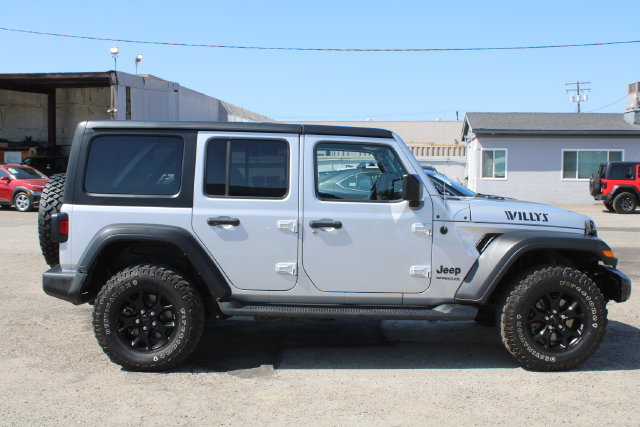 Used 2022 Jeep Wrangler Unlimited Sport AWD/4WD image 3