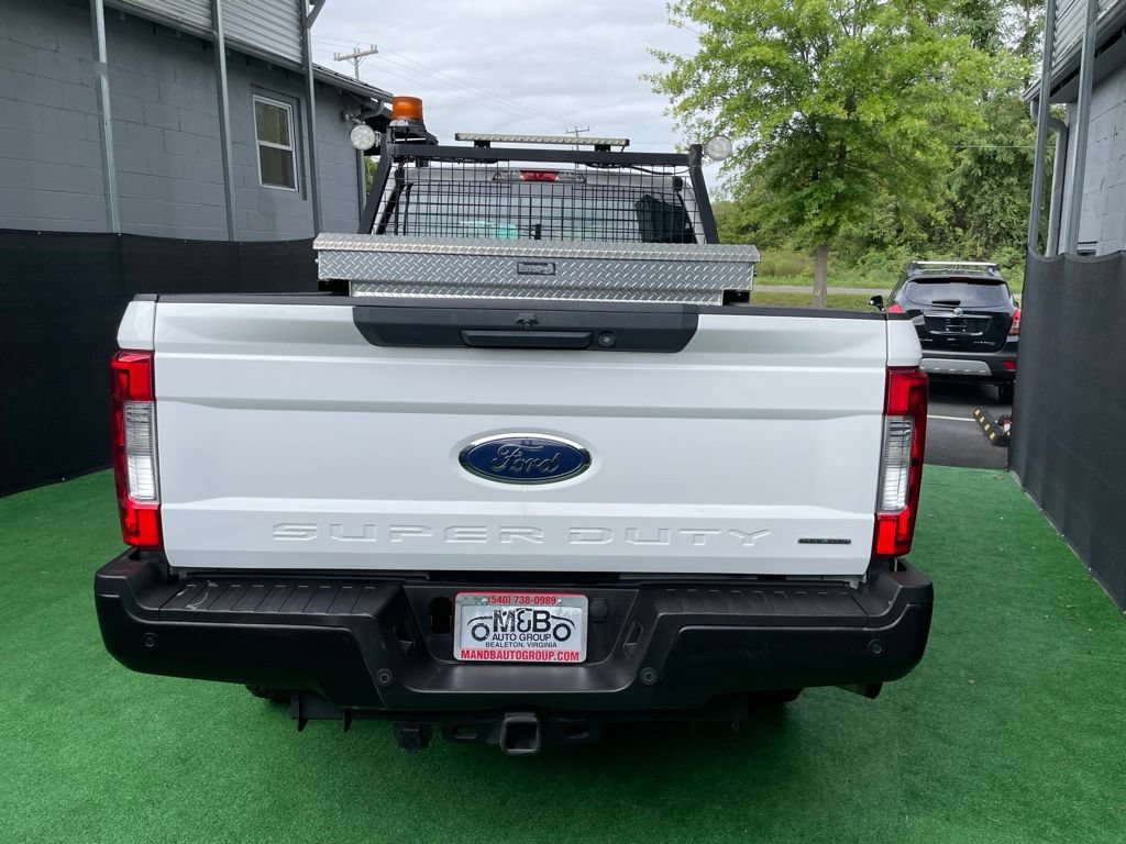 Used 2017 Ford F250 XL AWD/4WD image 4