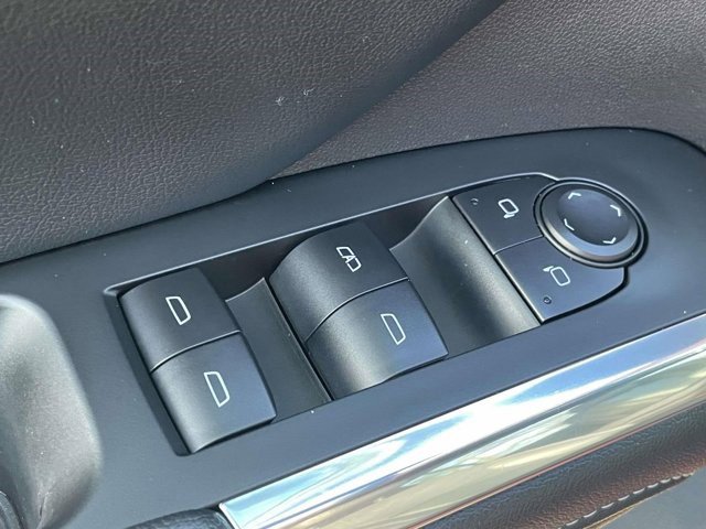 Certified 2025 Chevrolet Traverse LT w/ LPO, Floor Liner Package image 22