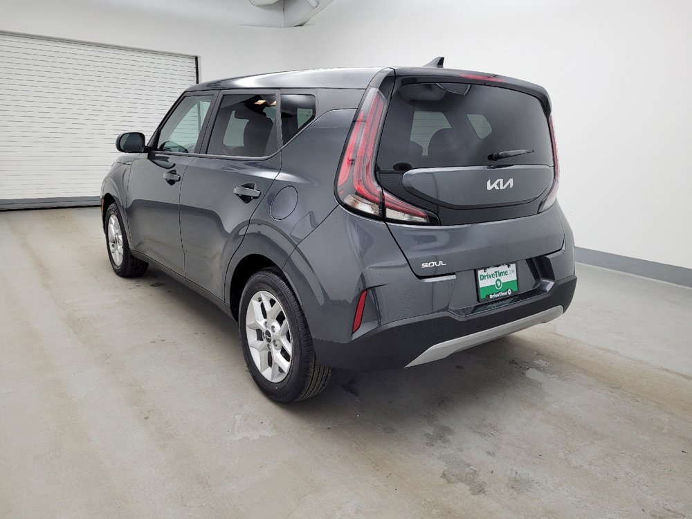 Used 2025 Kia Soul LX image 5