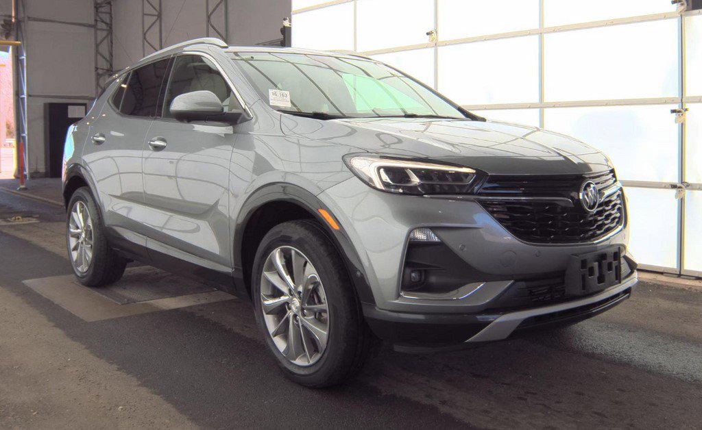 Certified 2023 Buick Encore GX Essence w/ Advanced Technology Package image 3
