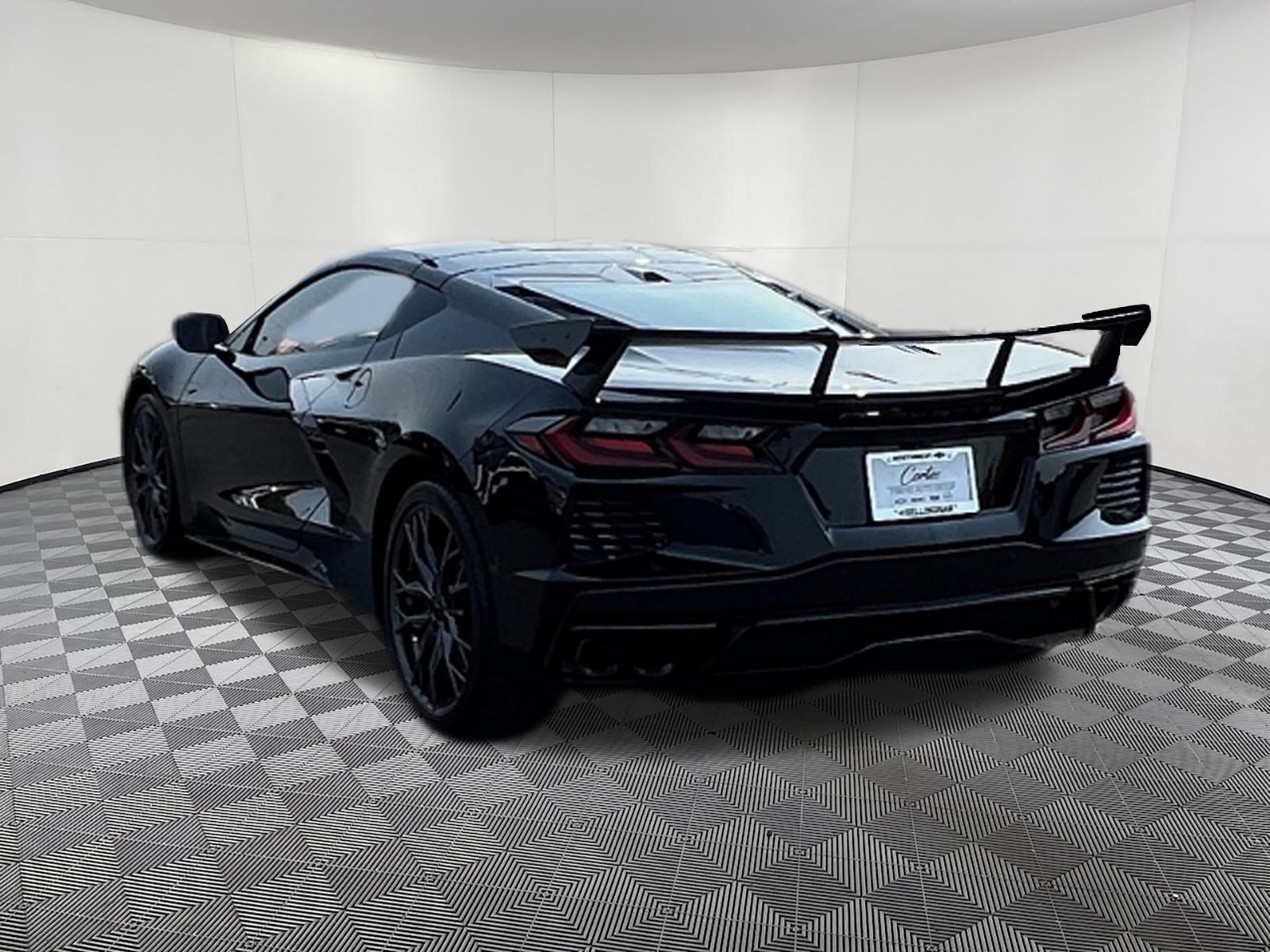 Used 2023 Chevrolet Corvette Stingray Premium Cpe w/ Z51 Performance Package RWD image 4