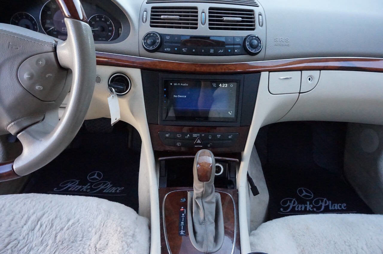 Used 2004 Mercedes-Benz E 500 4MATIC Wagon image 21