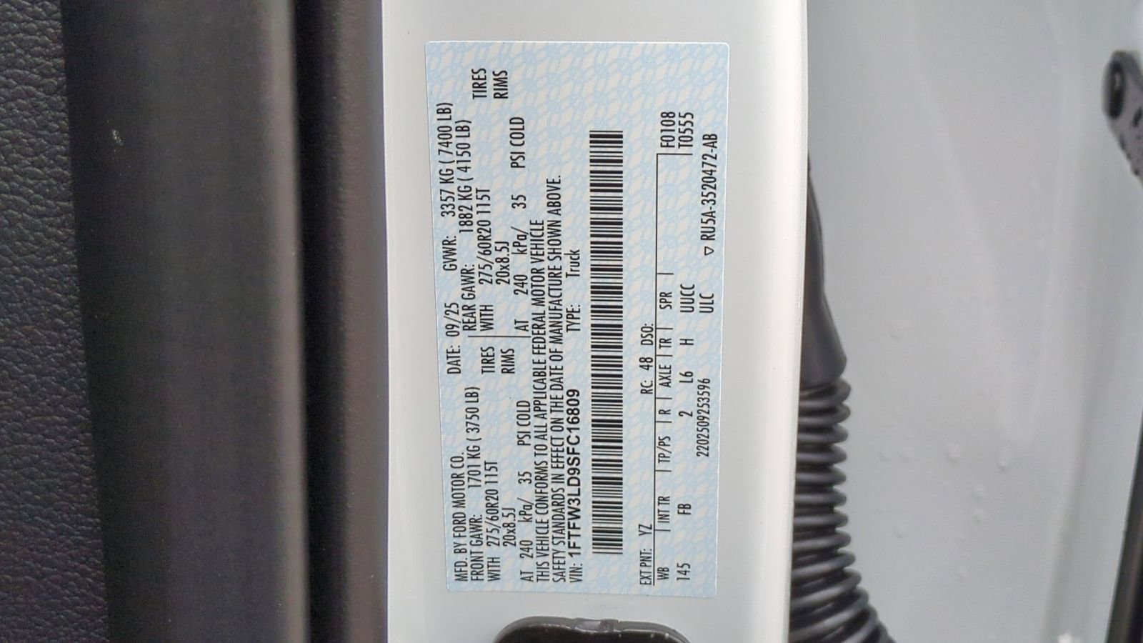 New 2025 Ford F150 XLT w/ Equipment Group 302A MID image 38