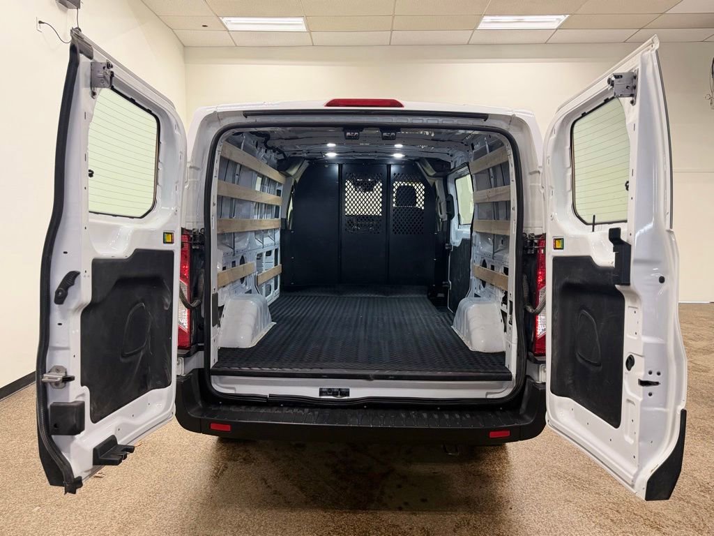 Used 2024 Ford Transit 250 Low Roof AWD w/ Exterior Upgrade Package image 6