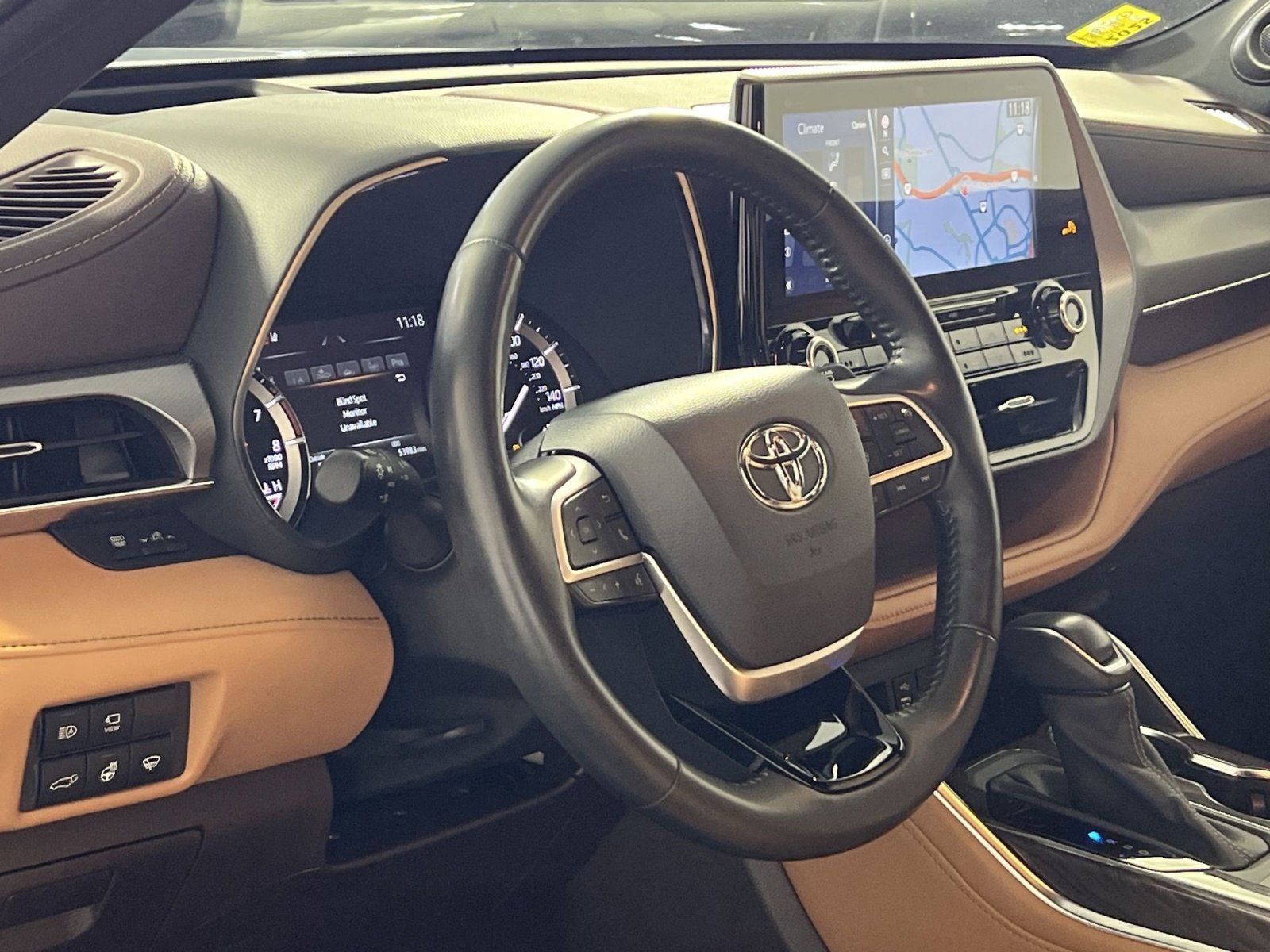 Used 2022 Toyota Highlander Platinum image 16