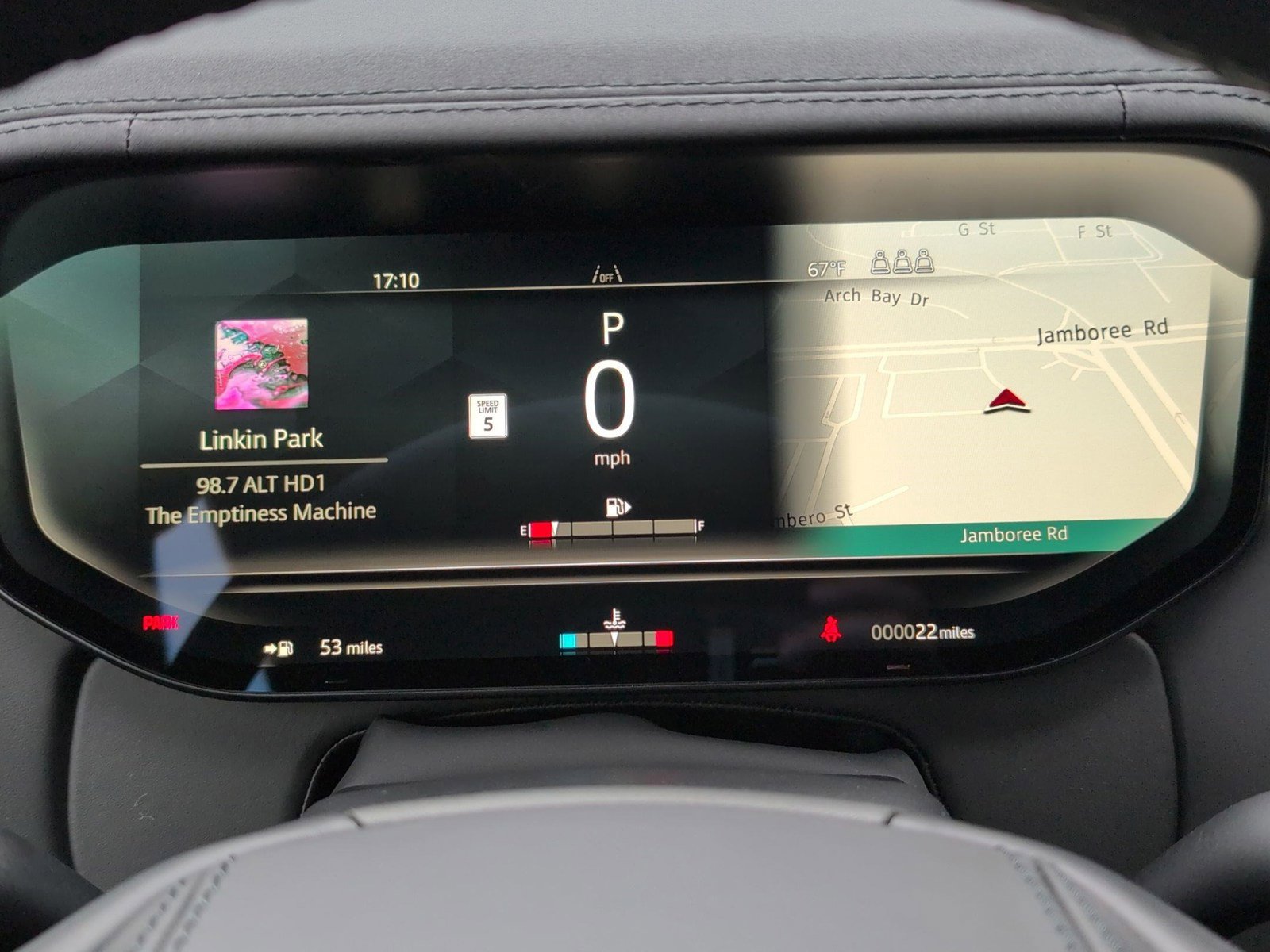 New 2025 Land Rover Range Rover SE image 20