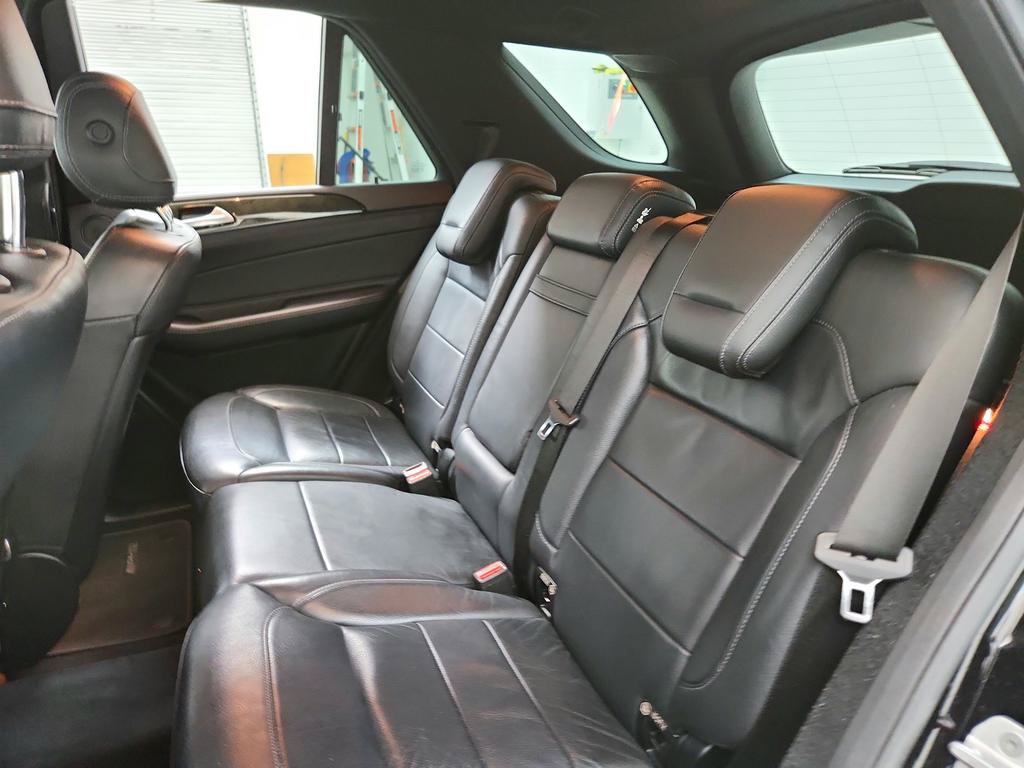 Used 2017 Mercedes-Benz GLE 43 AMG 4MATIC image 25