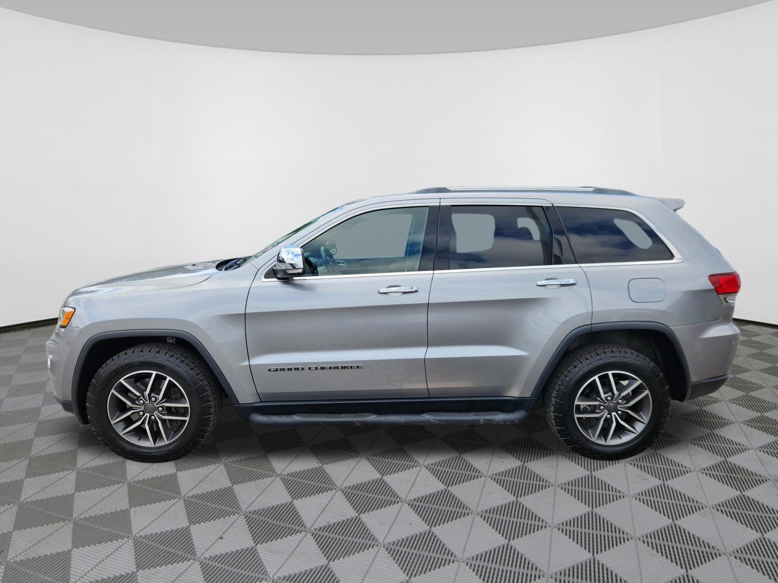 Used 2021 Jeep Grand Cherokee Limited AWD/4WD image 5