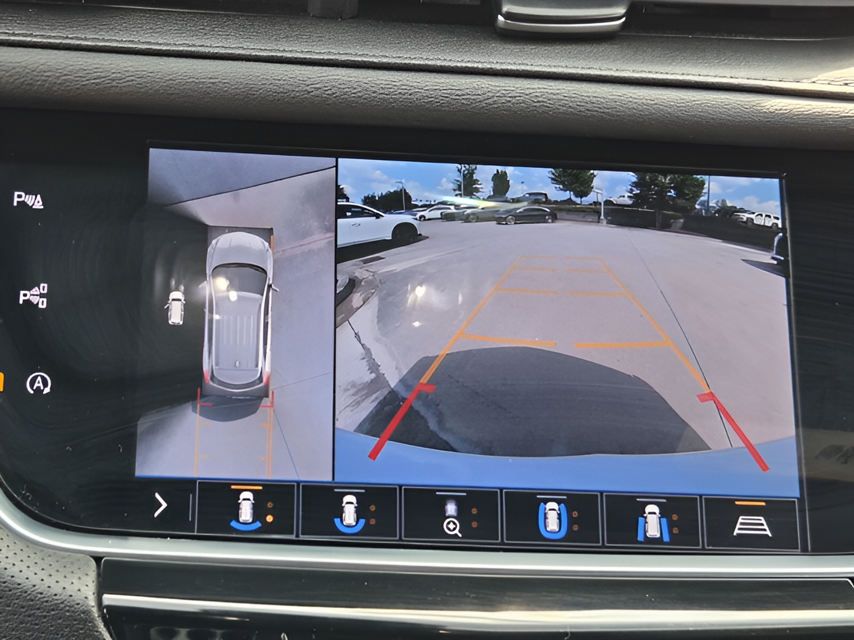 Used 2020 Cadillac XT5 Premium Luxury AWD/4WD image 27