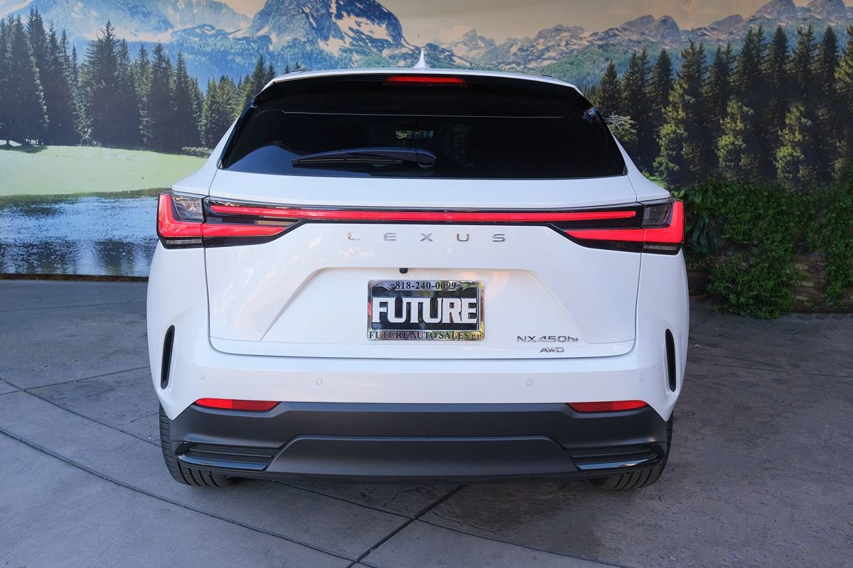 Used 2022 Lexus NX 450h+ AWD w/ Vision Package image 5