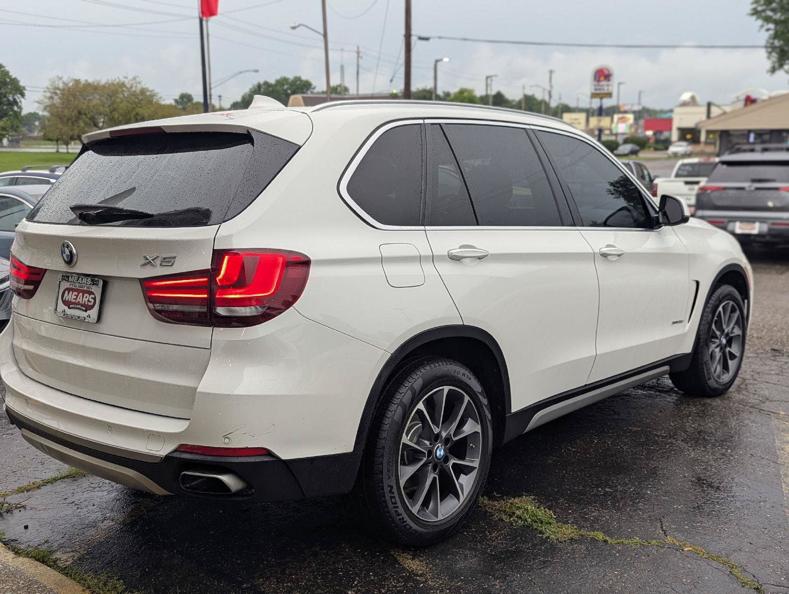 Used 2018 BMW X5 xDrive35i w/ Premium Package AWD/4WD image 10