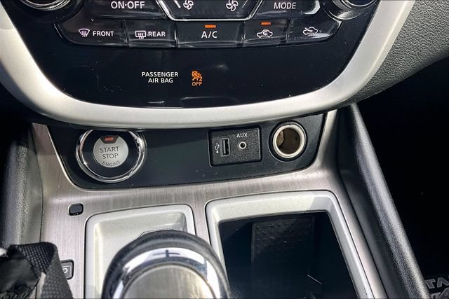 Used 2018 Nissan Murano SV AWD/4WD image 16