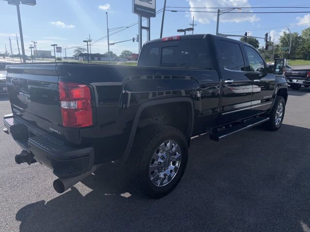 Used 2017 GMC Sierra 2500 Denali w/ Duramax Plus Package AWD/4WD image 14