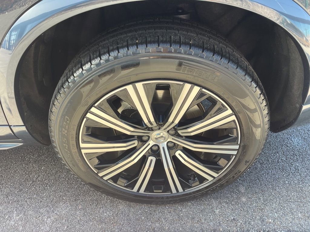 Certified 2023 Volvo XC90 B6 Plus image 14