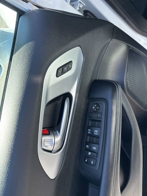 Used 2021 Chrysler Pacifica Touring-L w/ Premium & Safety Sphere Group image 16