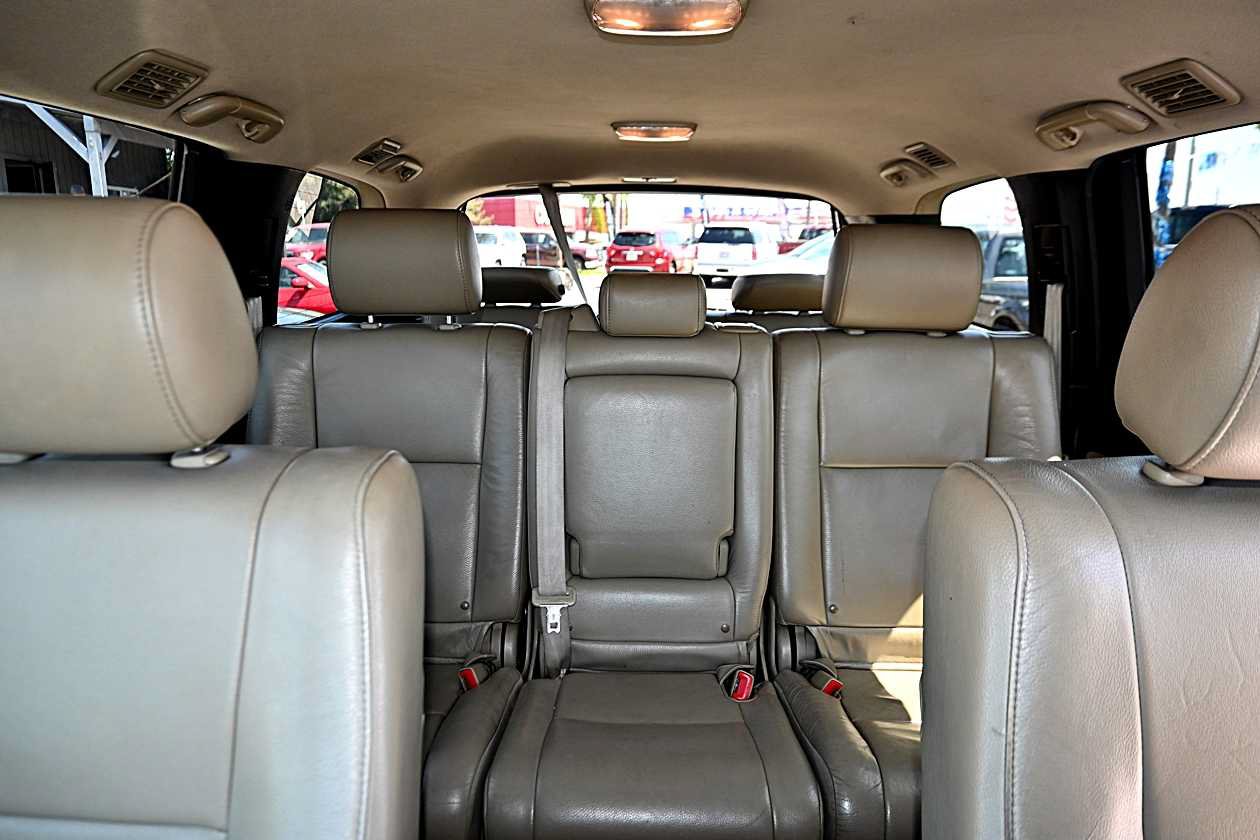 Used 2012 Toyota Sequoia SR5 RWD image 29