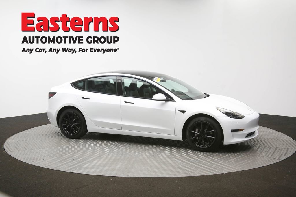 Used 2023 Tesla Model 3 Standard Range image 45