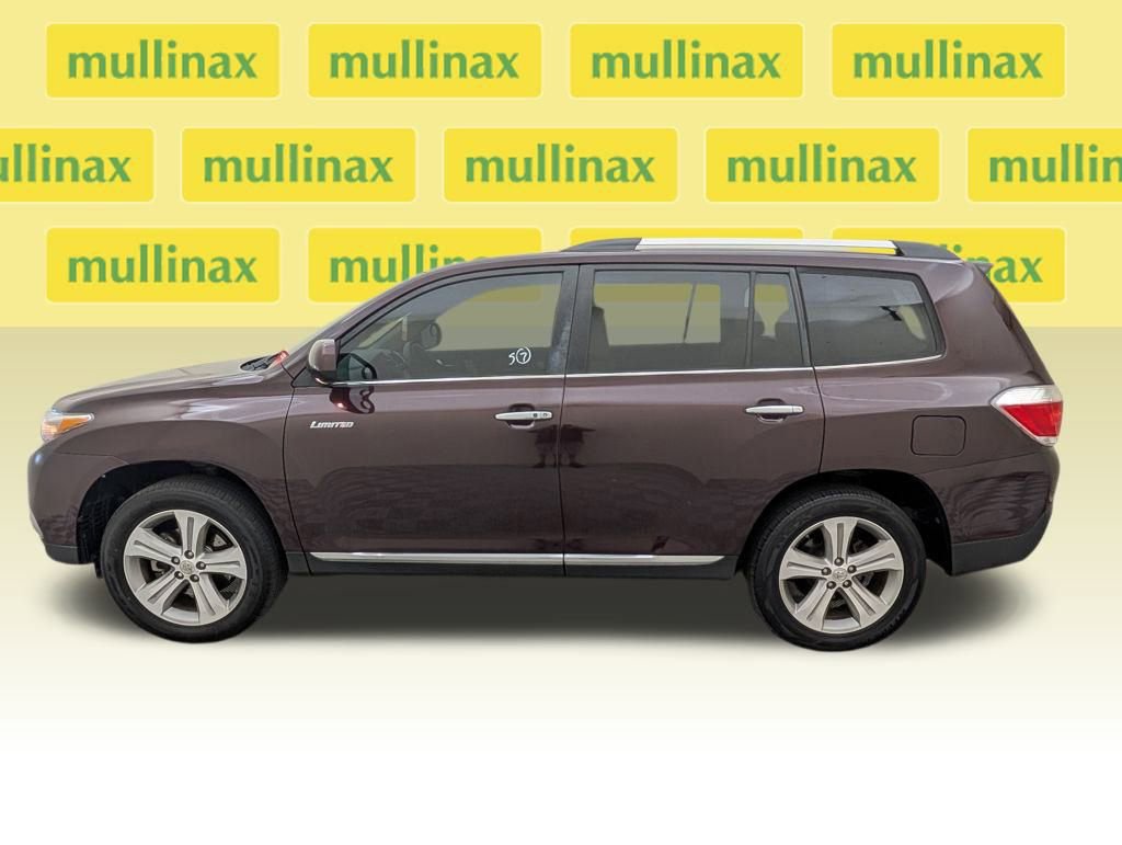 Used 2013 Toyota Highlander Limited image 11