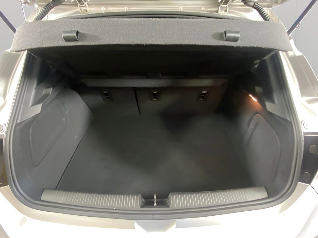 Used 2017 Chevrolet Cruze LT w/ Sun And Sound Package FWD image 25