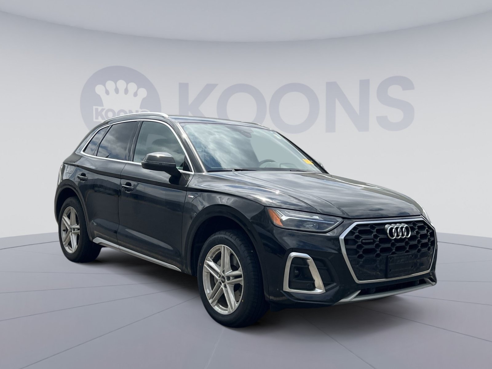 Used 2021 Audi Q5 e Premium w/ Convenience Package