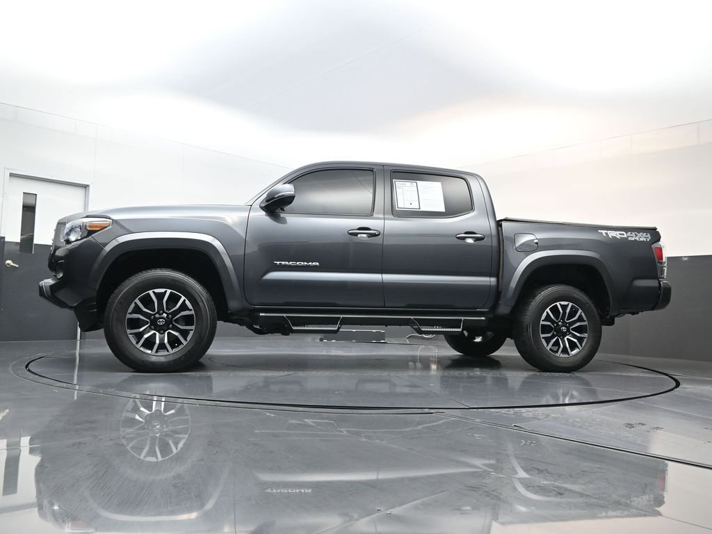 Used 2023 Toyota Tacoma TRD Sport w/ Technology Package image 21