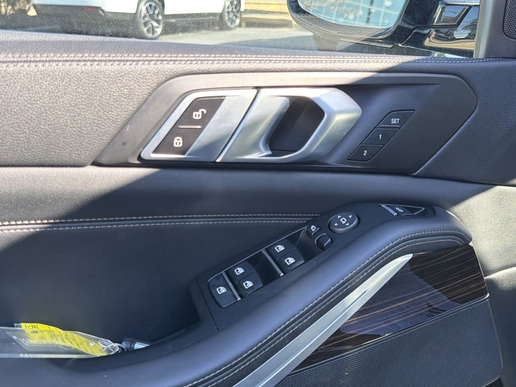 Used 2023 BMW X5 sDrive40i image 25