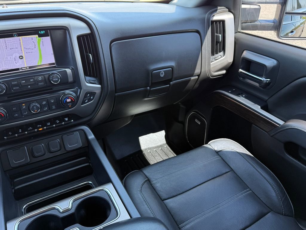 Used 2019 GMC Sierra 3500 Denali image 44