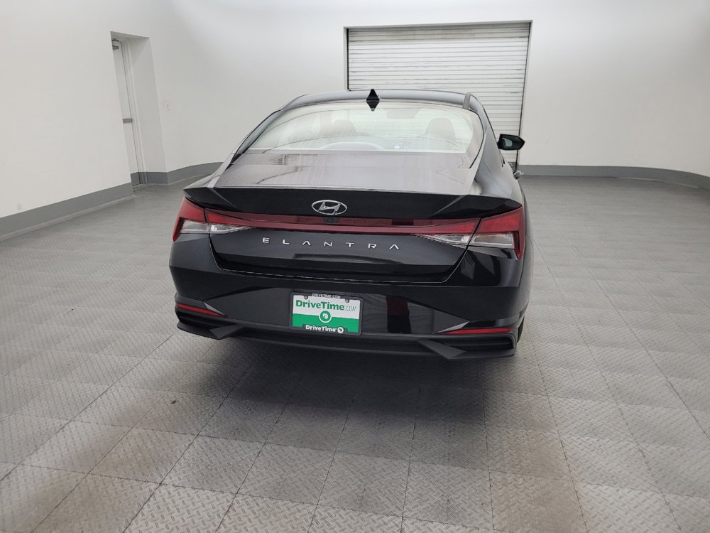 Used 2023 Hyundai Elantra SEL FWD image 7