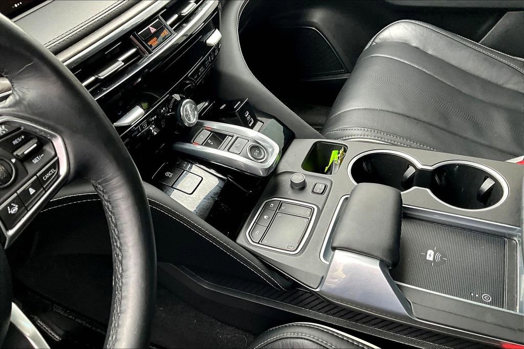 Used 2023 Acura MDX SH-AWD w/ Advance Package image 17
