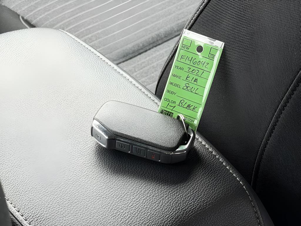 Used 2021 Kia Soul S FWD image 43