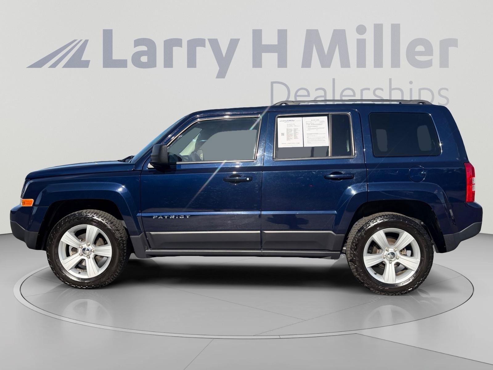 Used 2014 Jeep Patriot Sport w/ Power Value Group AWD/4WD image 2