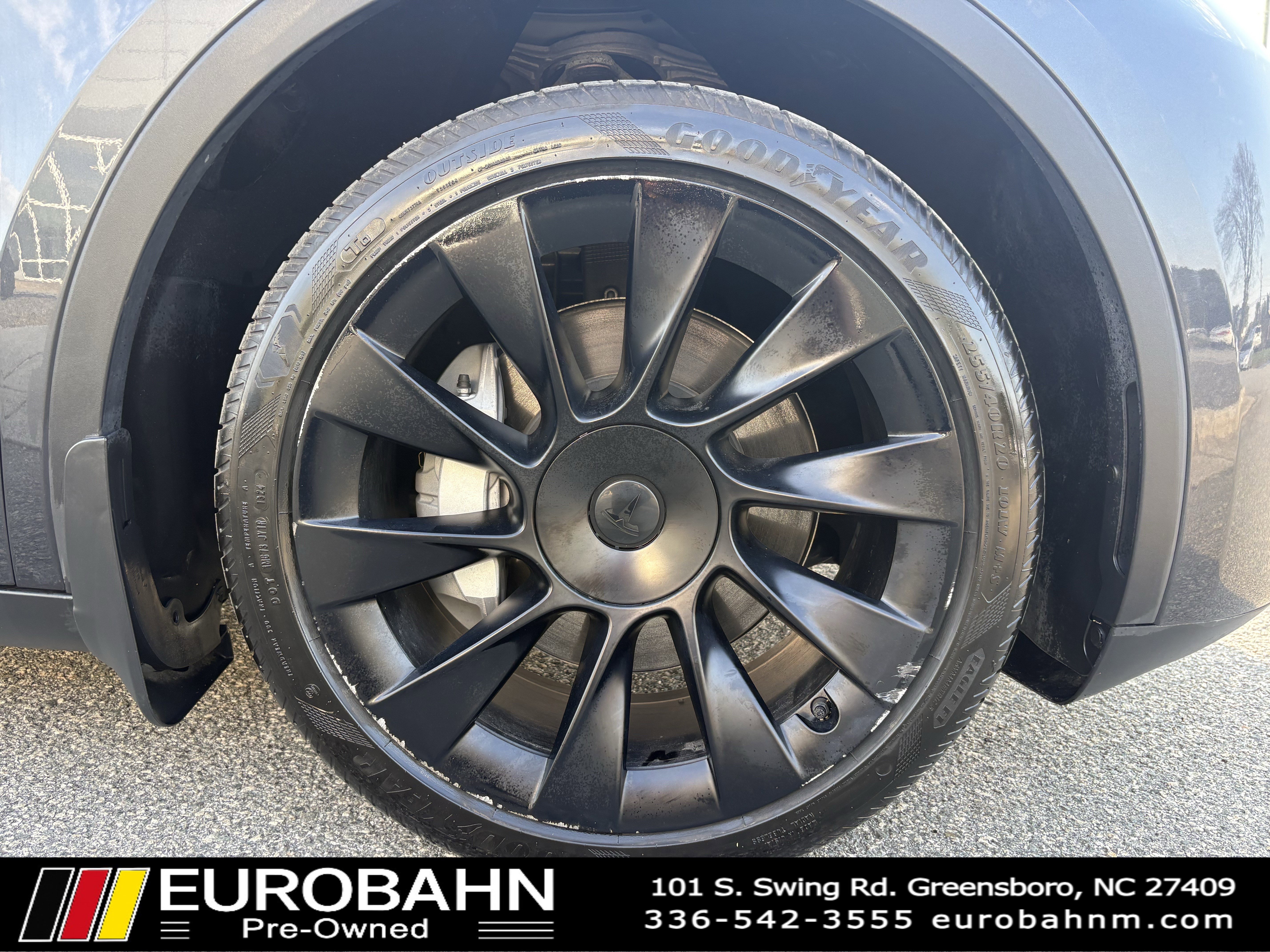 Used 2024 Tesla Model Y Long Range image 34