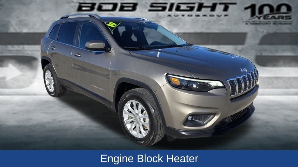 Used 2019 Jeep Cherokee Latitude w/ Cold Weather Group image 8