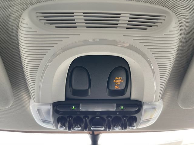 Used 2018 MINI Cooper Clubman S image 17