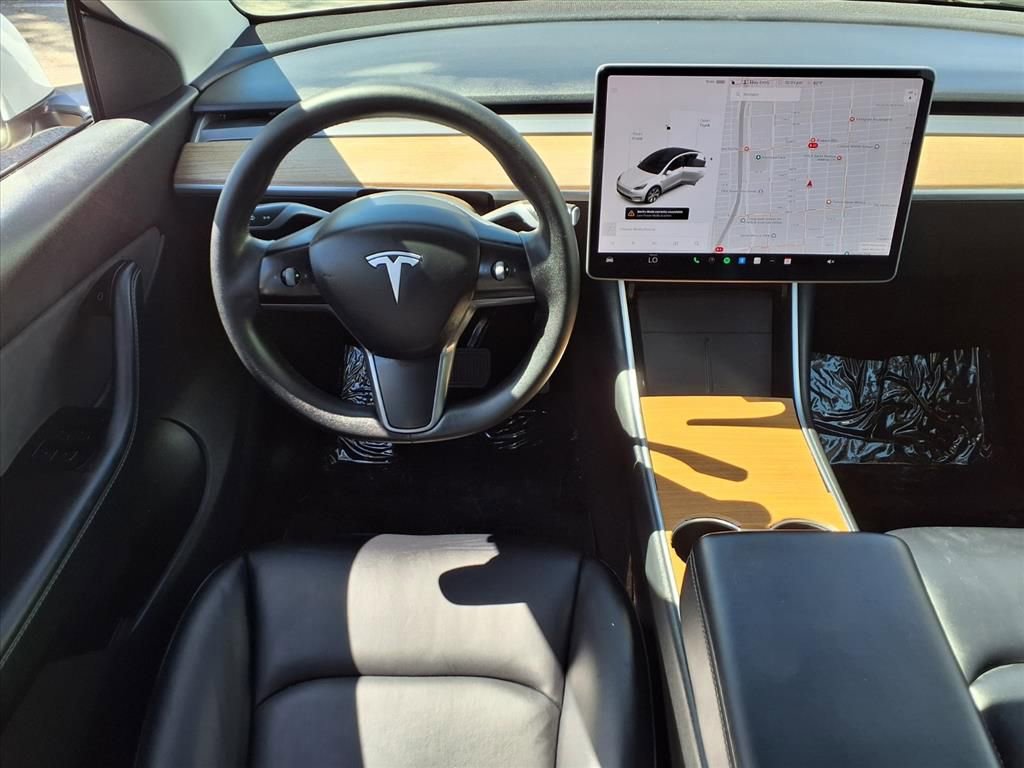 Used 2021 Tesla Model Y Long Range AWD/4WD image 18