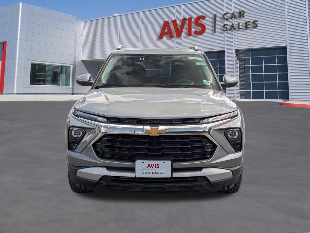 Used 2025 Chevrolet TrailBlazer LT AWD/4WD image 10