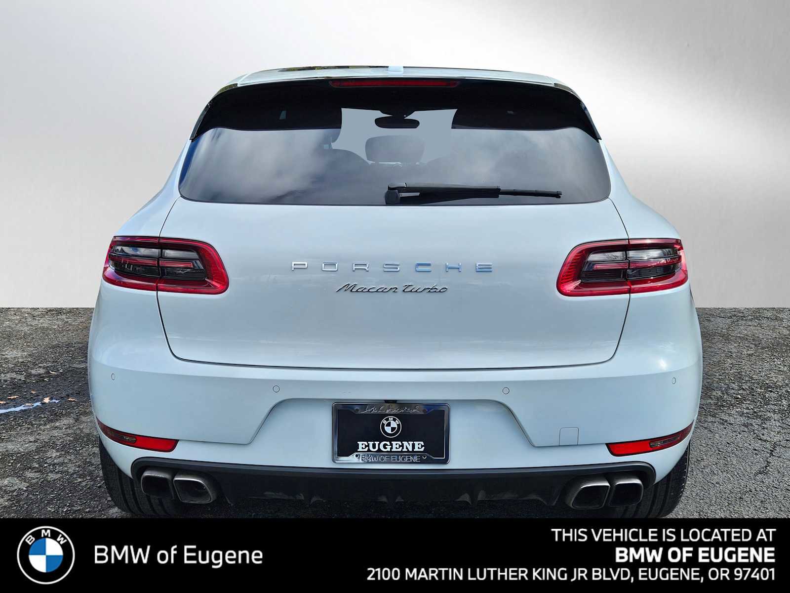 Used 2015 Porsche Macan Turbo image 4