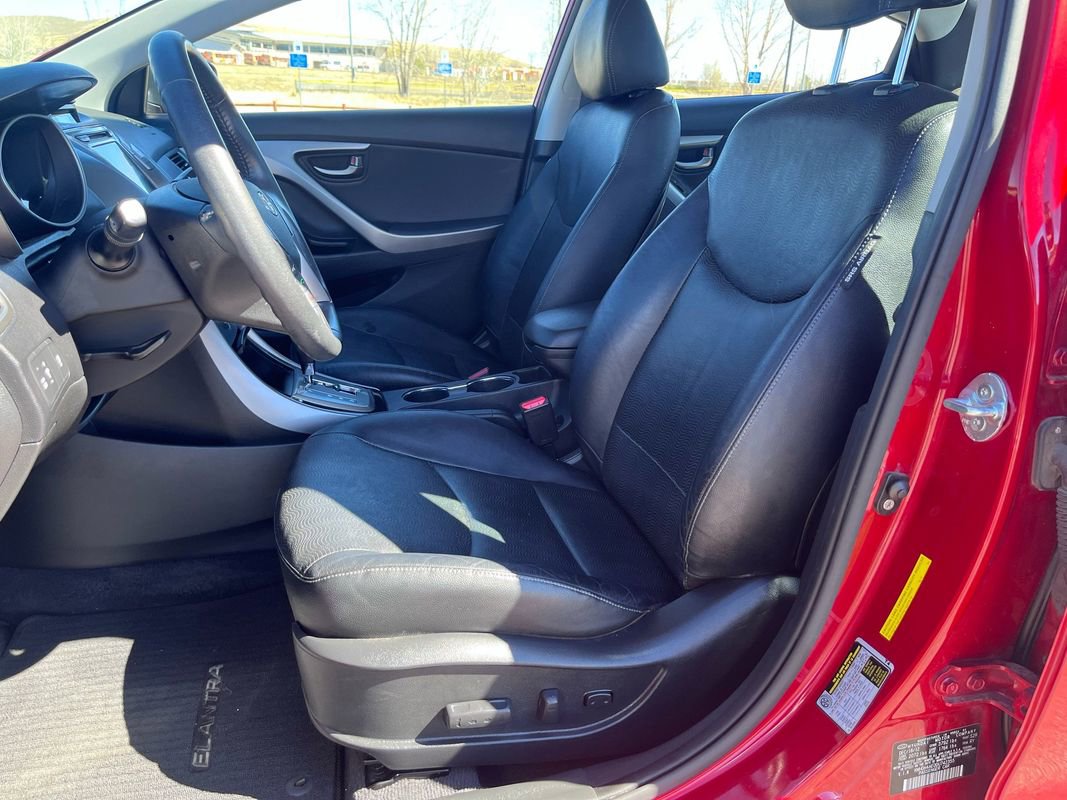 Used 2013 Hyundai Elantra Limited w/ Technology Pkg image 11