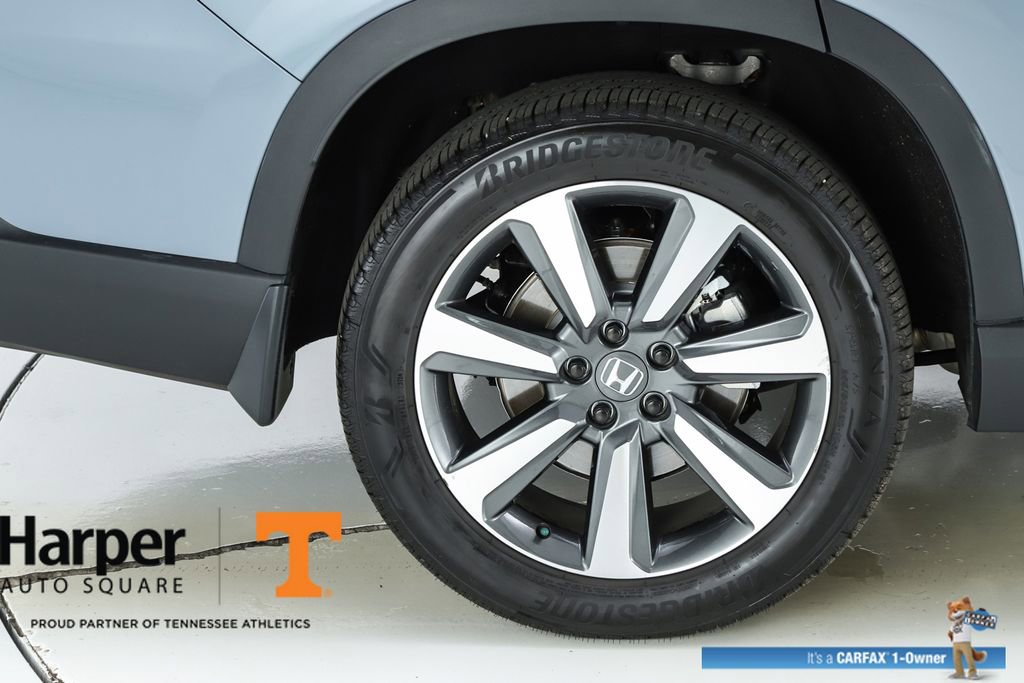 Used 2025 Honda Pilot Elite image 13