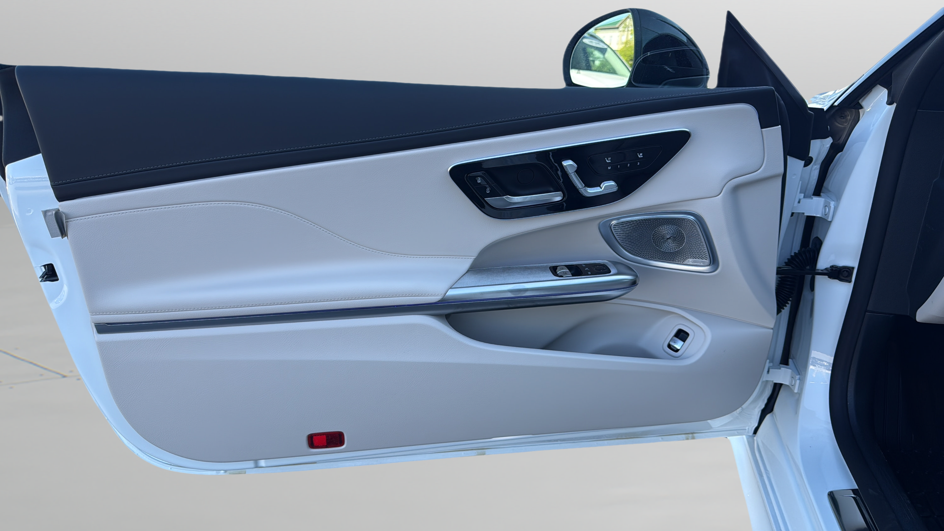 New 2026 Mercedes-Benz CLE 450 4MATIC Coupe image 12