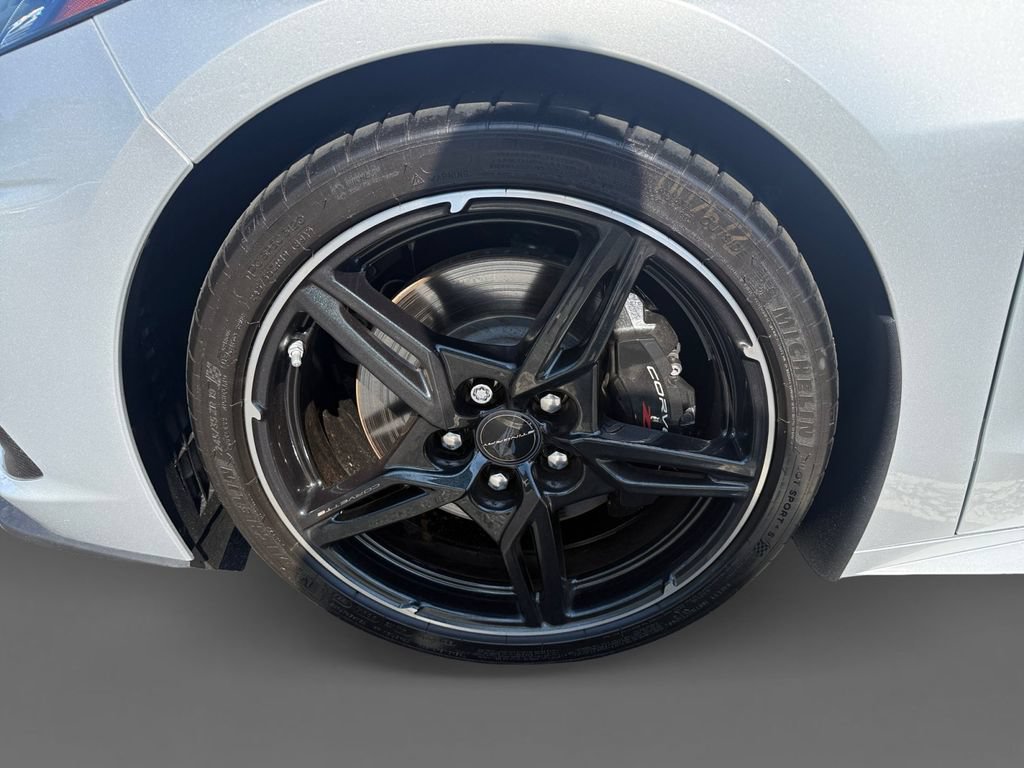 Used 2020 Chevrolet Corvette Stingray Premium Cpe w/ 3LT Preferred Equipment Group RWD image 15