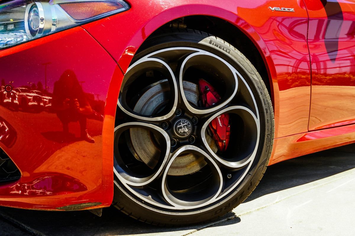 Used 2022 Alfa Romeo Giulia Veloce image 3