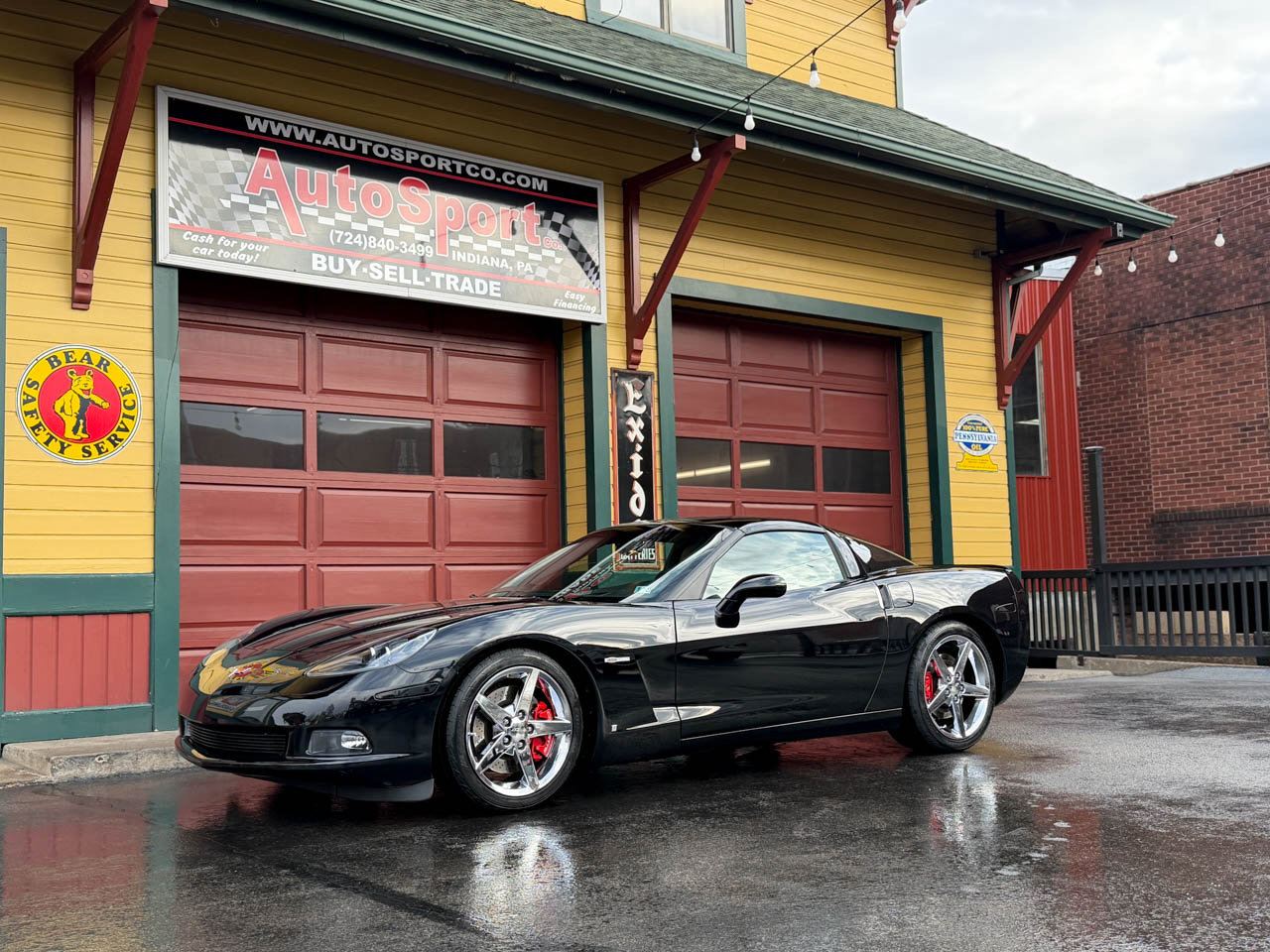 Used 2005 Chevrolet Corvette Coupe w/ Preferred Equipment Group image 7