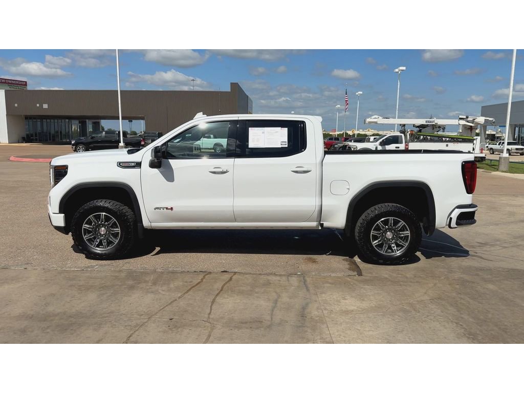 Used 2025 GMC Sierra 1500 AT4 image 5