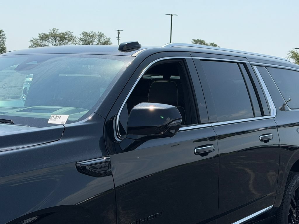 New 2026 GMC Yukon XL Elevation w/ Elevation Premium Package AWD/4WD image 8