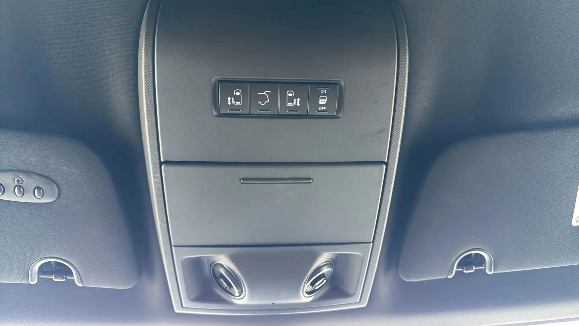 Used 2020 Dodge Grand Caravan GT FWD image 20